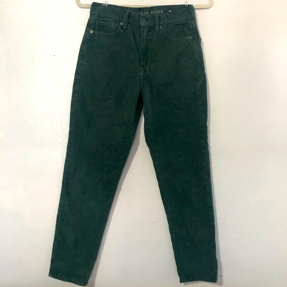 Size 0 American Eagle Dark Green Corduroy Mom Jean